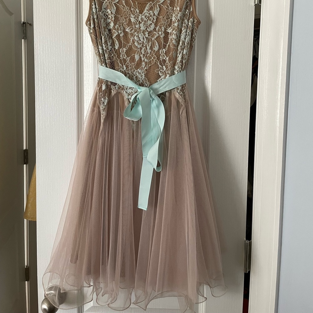Ryu dress in blue and beige.  Beautiful and delicate!
